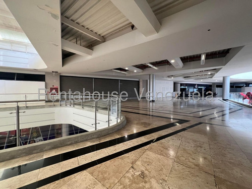 Local En Alquiler Los Naranjos Mls#25-12229