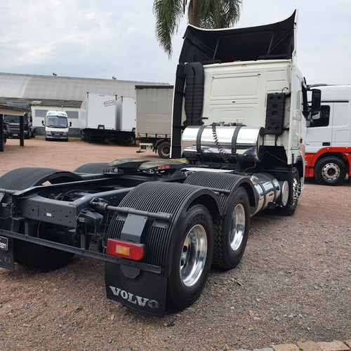 Imagem 10 de 11 de Volvo Fh440 Cavalo Trucado 6x2 Ano 2010 - Fh 440 Ishift