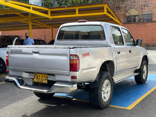 Toyota Hilux 2.4 Ex Hi Rider Plus 4x4