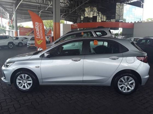 Imagem 8 de 9 de Chevrolet Onix 1.0 Flex Lt Manual
