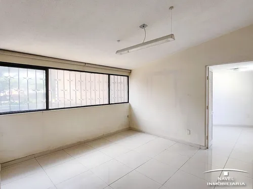 Casa Venta, Estratégicamente Ubicada El Sur De La Ciudad En La Colonia La Joya