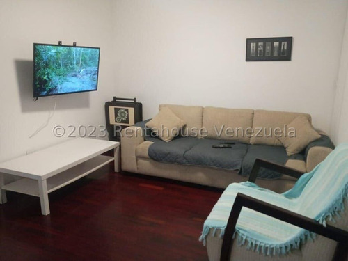 Apartamento En La Tahona, En Alquiler