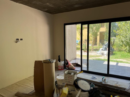 Imagen 7 de 8 de Duplex En Canning A Estrenar Con Financiacion