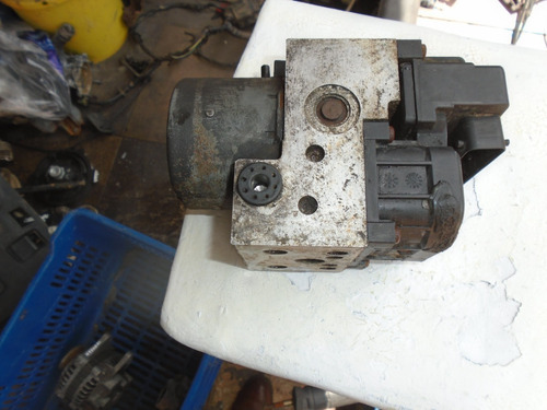 Imagen 3 de 4 de Vendo Bomba De Abs De Rover 416 Año 1998