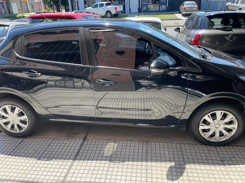 Imagen 7 de 23 de Peugeot 208 2017 1.6 Active