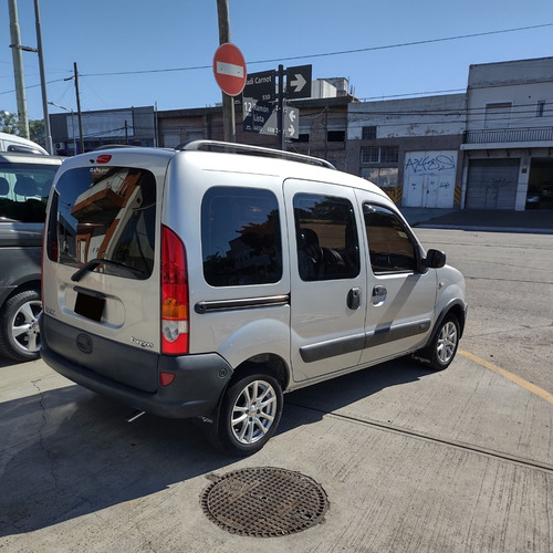 Renault Kangoo Get Up 1.6 Da Aa Cd Pk 2p
