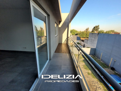 Imagen 4 de 14 de Venta De Departamento 2 Ambientes En Castelar Opotunidad