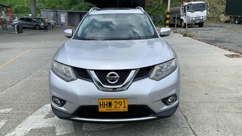 Nissan X-Trail 2.5 Advance 4x2 at 7 ptos modelo 2015