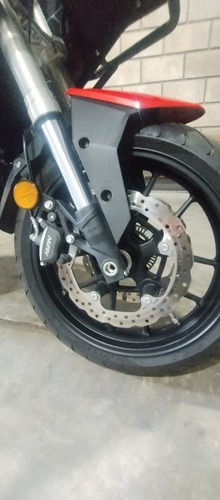 Imagen 12 de 15 de Voge Ds 500