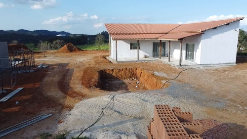 Imagem 18 de 19 de Construçao + Projeto !! Chacara Na Planta Em Igarata !!