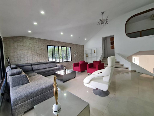 Imagen 4 de 13 de Casa En Venta En El Parral 04244935350