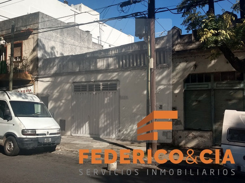 Imagen 3 de 4 de Lote 100% Edificable A 300 Mts Del Parque Saavedra