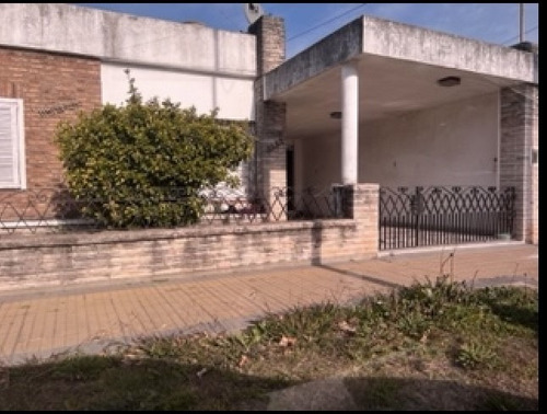 Imagen 2 de 2 de Casa | Venta | Quilmes Oeste