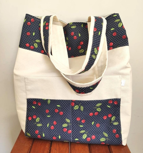 Imagem 3 de 4 de Sacola Ecológica Ecobag Grande Com Bolsos Para Praia Compras