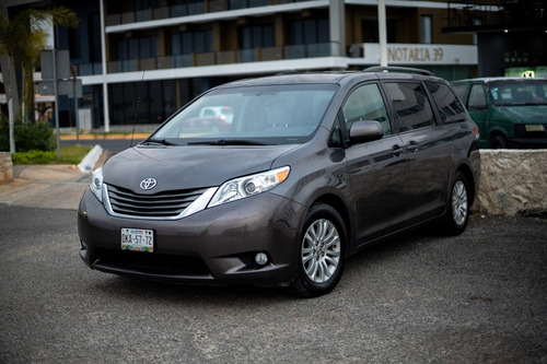 Imagen 1 de 4 de Toyota Sienna