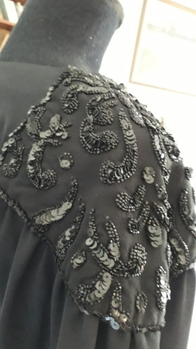 Vestido Fiesta Sra Negro Con Bordado En Hombros Y Cinto
