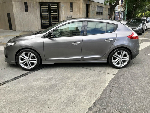 Renault Megane 3 Luxe 2011 2.0 16v M4r Unico!!