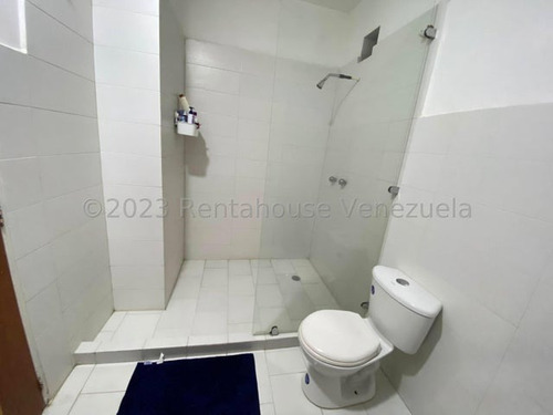 Imagen 13 de 30 de Apartamentos Duplex En Venta En Triangulo Del Este Barquisimeto Lara 23-20285 Vip-
