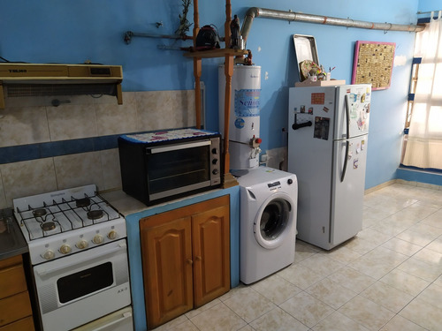 Imagen 7 de 18 de Local + Vivienda, Ph 3 Amb + Terraza , Sin Expens.