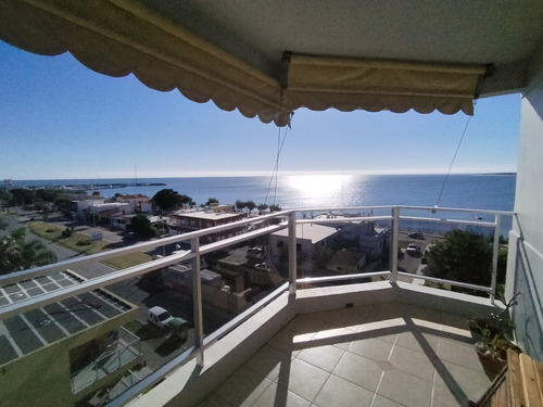 369-301  Hermoso Apartamento Frente Al Mar A Pasos De Todos Los Servicios! Gran Vista!