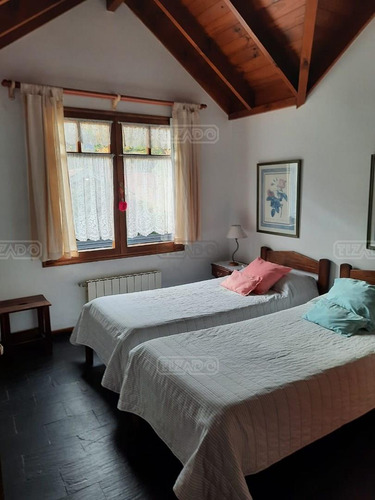 Turístico Cabaña En Venta Ubicado En Centro, San Martin De Los Andes, Patagonia