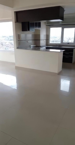 Departamento En Venta - 2 Dormitorios 1 Baño - Cochera - 73mts2 - Avellaneda