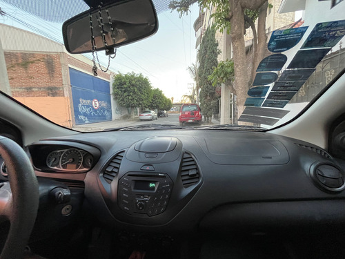 Ford Figo 1.5 Energy Hatchback Mt