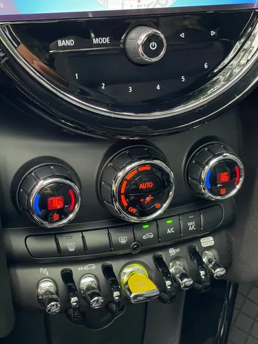 Mini Cooper Se 0.0 Iconic At