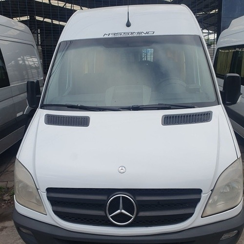 Imagen 2 de 15 de Mercedes-benz Sprinter 2015 2.1 415 Combi 3665 150cv 15+1 Te