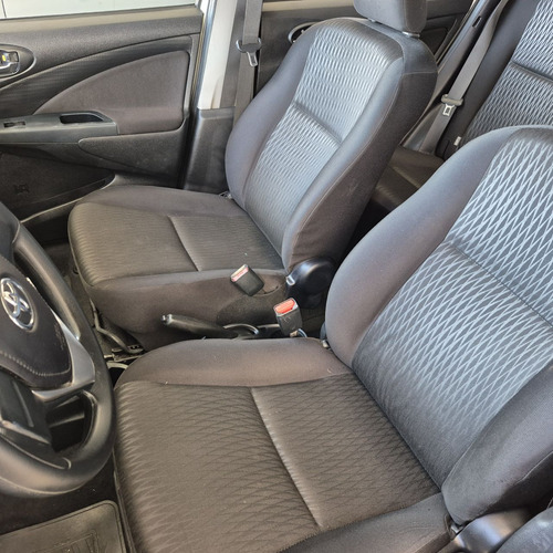 Toyota Etios X 1.3 Flex 16V 5p Mec.
