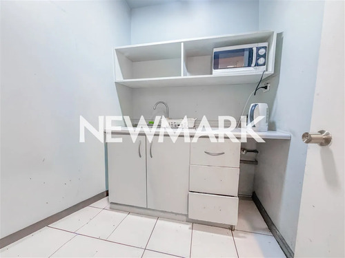 Local Comercial En Venta Sobre Vitacura Pasos De Los Cobres