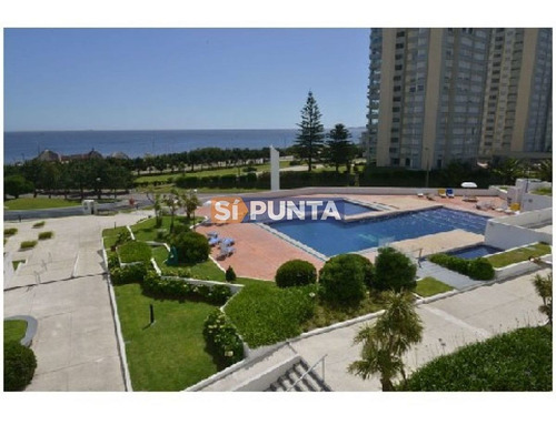 Imagen 2 de 8 de Apartamento Frente Al Mar