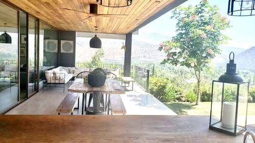 Casa En Condominio Moderna Venta De 5 Dorm. En Lo Barnechea