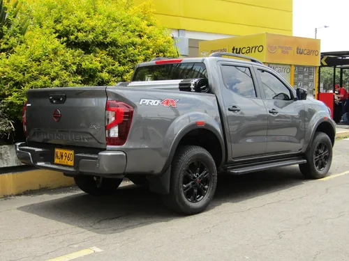 Nissan Frontier 2.5 Pro4X 4X4 At