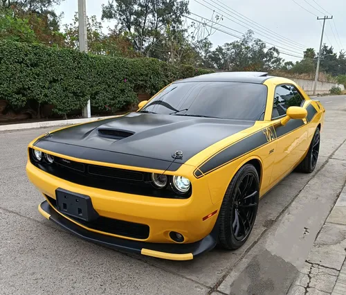 Dodge Challenger 6.2 Srt Hellc At