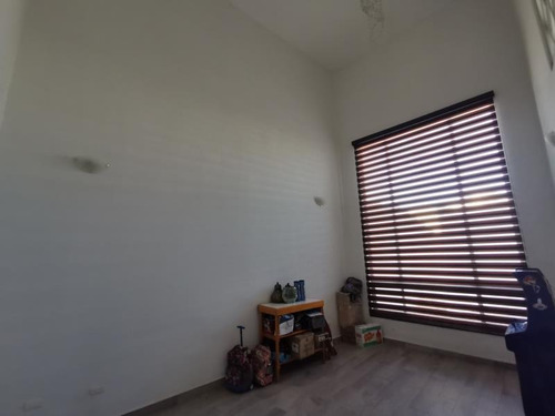 Imagen 5 de 12 de Casa Sola En Venta Residencial Galerias