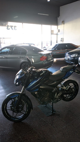 Imagen 15 de 25 de Moto Bajaj Rouser 2015