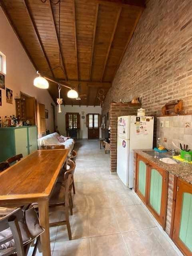 Imagen 7 de 9 de Venta- Impecable Casa 2 Habitaciones Con Jardín!