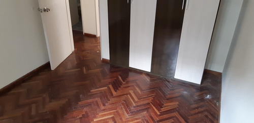 Imagen 5 de 13 de Apartamento 2 Dormitorios Ciudad Vieja Impecable Al Frente