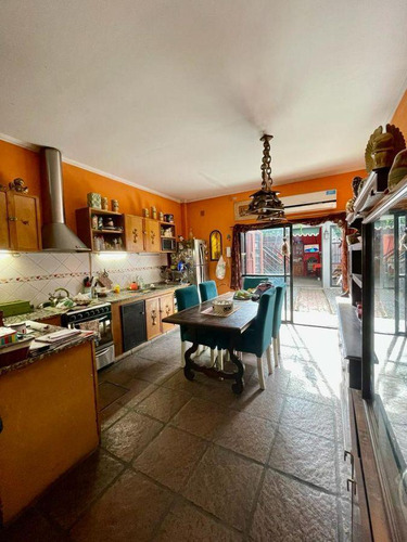Casa Quinta En Alquiler Para 8 Personas En Parque Leloir Con Quincho Cubierto
