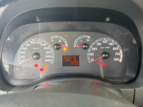 Fiat Palio 1.8 MPI HLX 8V FLEX 4P MANUAL