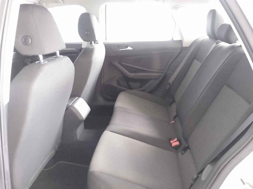 Imagen 12 de 14 de Volkswagen Jetta 2019 4p Comfortline L4/1.4/t Aut