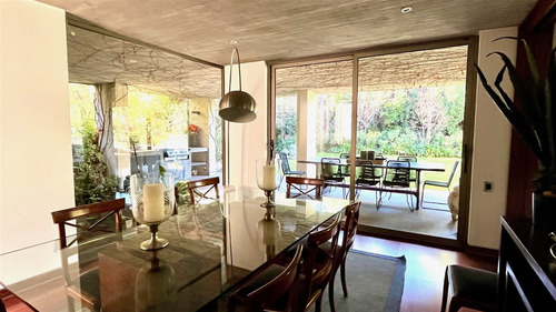 Casa En Venta De 4 Dorm. En La Dehesa