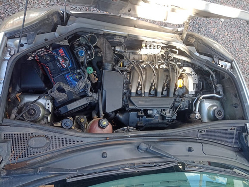 Imagen 12 de 15 de Renault Kangoo Confort 1.6 (2013 ; 145.000km;nafta/gnc)