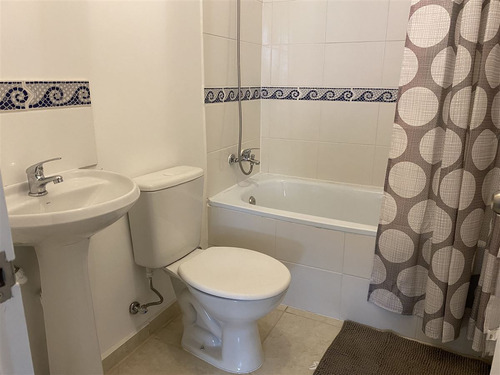 Departamento En Venta De 3 Dorm. En Limache