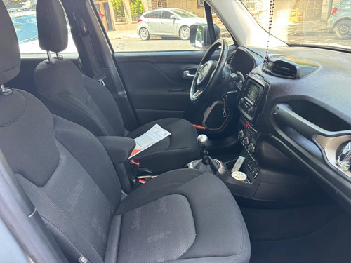 Jeep Renegade 1.8 Sport Plus