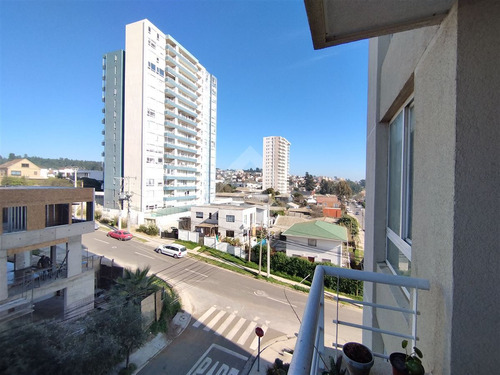 Departamento En Venta De 1 Dorm. En Concón