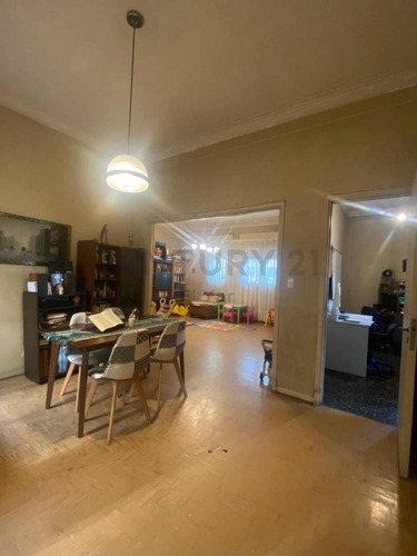 Imagen 3 de 30 de Venta Ph A Reciclar 120 M2 Agronomía