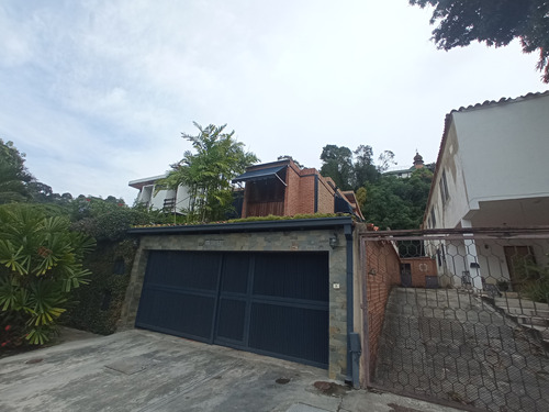 Casa En Venta El Cafetal, 447m² Construcción/551m² Terreno -ym/ws-