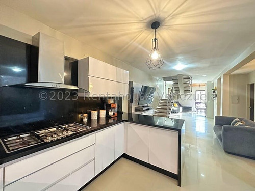 Marianny Gonzalez, Moderna Casa En Venta Urb Trigal Cabudare Lara